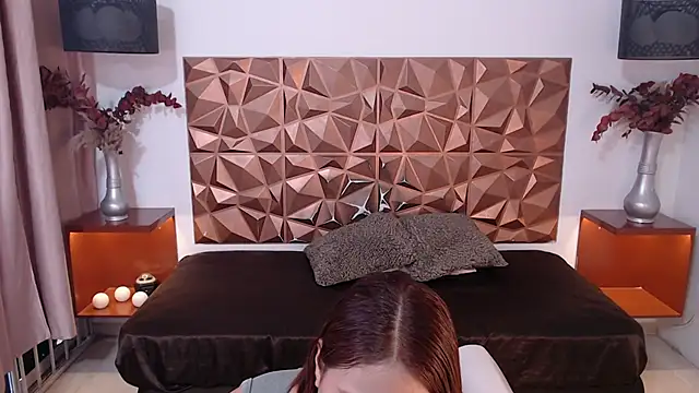 Snapshot of AitanaEvans chatting on March 6, 8:27 pm AitanaEvans online show from March 6, 8:27 pm