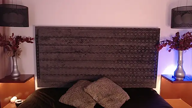 Snapshot of AitanaEvans chatting on March 22, 2:48 am AitanaEvans online show from March 22, 2:48 am