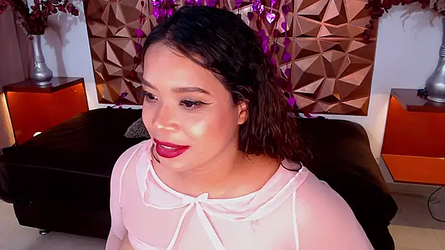 Snapshot of AitanaEvans chatting on February 15, 11:25 pm AitanaEvans online show from February 15, 11:25 pm