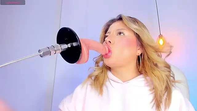 Khali reed  online show from April 14, 4:50 am