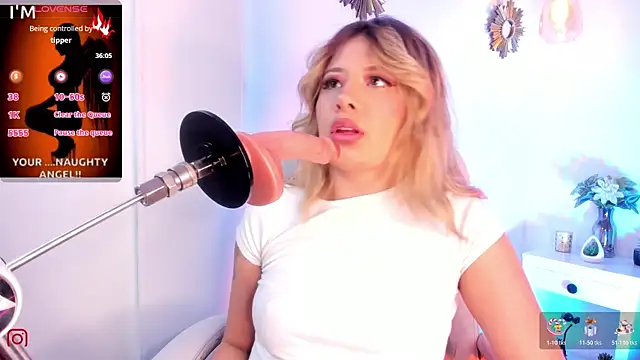 Khali reed  online show from March 25, 2:44 am