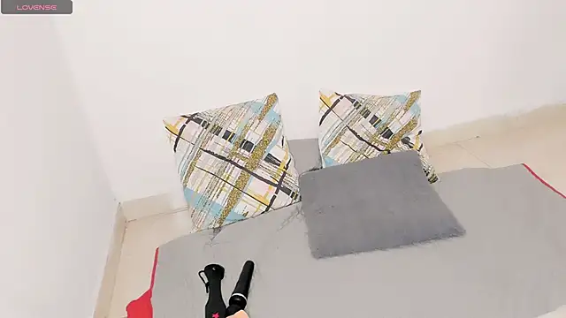 mrs griseld  online show from October 6, 6:41 pm