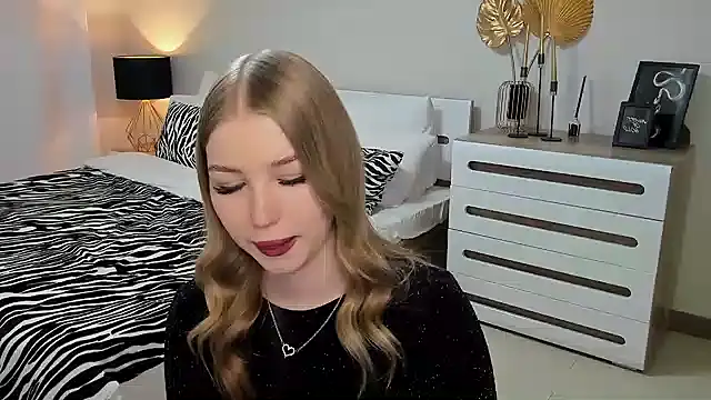 shy  lady online show from March 21, 12:29 am