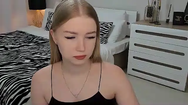 shy  lady online show from March 19, 6:12 pm