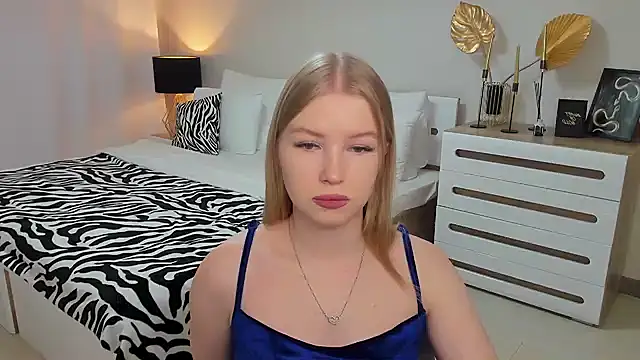 shy  lady online show from February 22, 6:19 pm