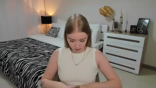 shy  lady online show from March 4, 6:18 pm