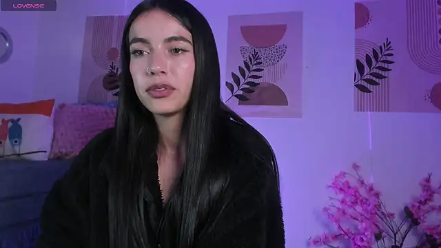 samy lewis online show from April 11, 5:48 am