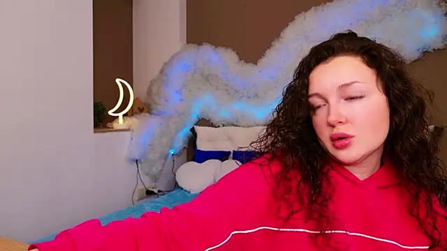 Snapshot of GloriNichols chatting on November 3, 6:29 am GloriNichols online show from November 3, 6:29 am