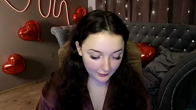 Snapshot of GloriNichols chatting on February 21, 10:07 am GloriNichols online show from February 21, 10:07 am