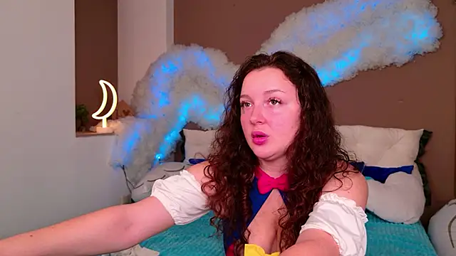 Snapshot of GloriNichols chatting on October 27, 7:20 am GloriNichols online show from October 27, 7:20 am