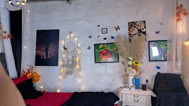 Kyara Queen online show from March 4, 9:22 pm