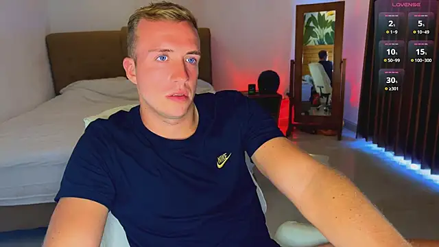 tommy cumfinger online show from April 14, 3:00 am