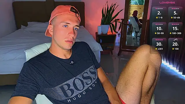 tommy cumfinger online show from February 20, 3:47 am