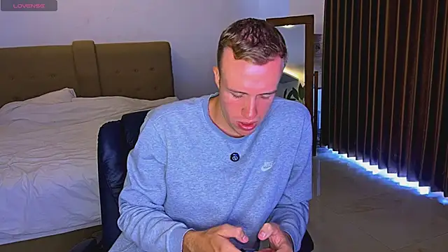 tommy cumfinger online show from July 17, 12:41 am