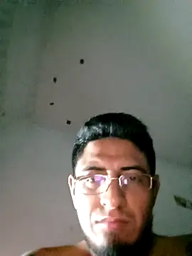 Snapshot of ale3J4a chatting on February 12, 9:20 am ale3J4a online show from February 12, 9:20 am