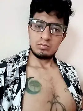 Snapshot of ale3J4a chatting on November 17, 8:35 pm ale3J4a online show from November 17, 8:35 pm