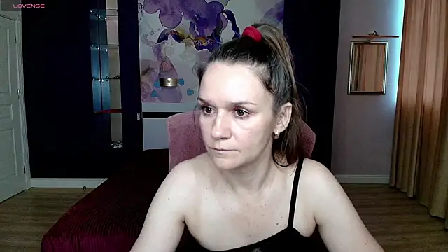 AriaGray online show from November 16, 8:08 am