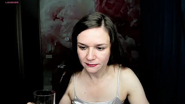 AriaGray online show from November 22, 2:43 am