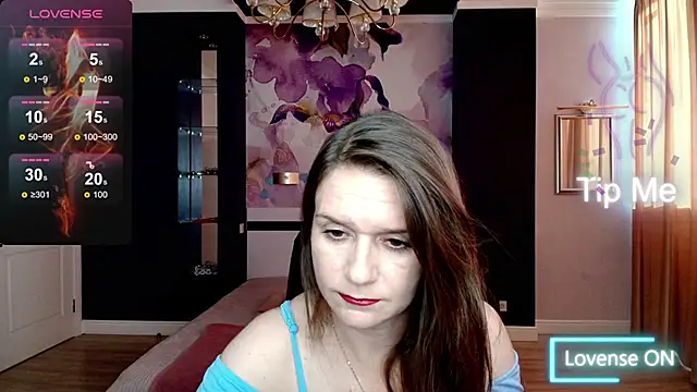 AriaGray online show from September 15, 1:33 pm
