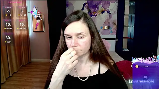 Snapshot of AriaGray chatting on February 2, 1:43 pm AriaGray online show from February 2, 1:43 pm