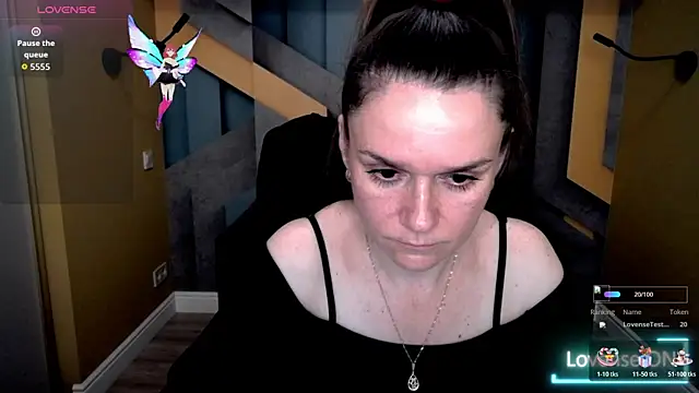 AriaGray online show from November 27, 1:55 pm