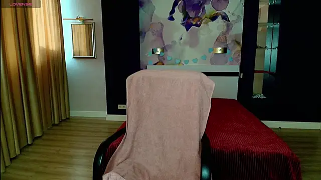 Snapshot of AriaGray chatting on February 5, 12:56 pm AriaGray online show from February 5, 12:56 pm