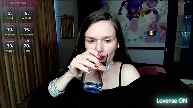 Snapshot of AriaGray chatting on July 15, 5:42 pm AriaGray online show from July 15, 5:42 pm