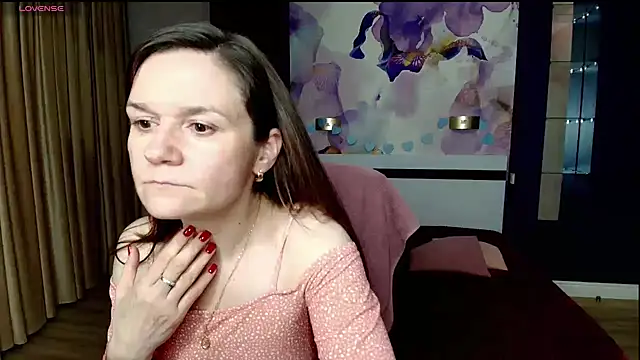 AriaGray online show from April 14, 12:15 am