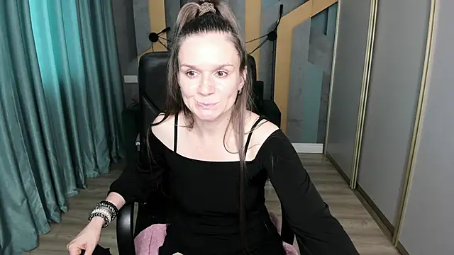AriaGray online show from September 25, 12:33 pm