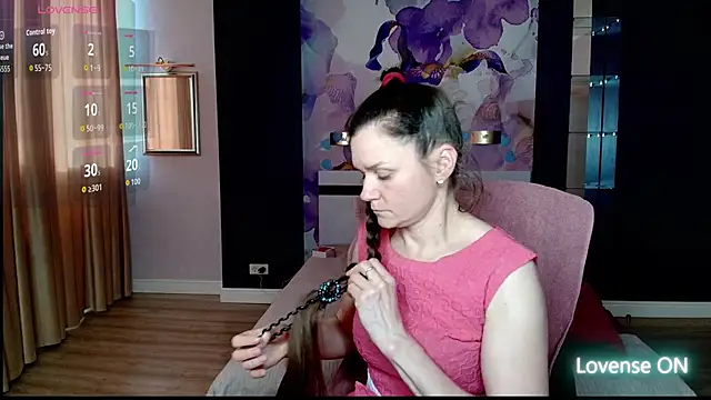 Snapshot of AriaGray chatting on March 2, 1:29 pm AriaGray online show from March 2, 1:29 pm