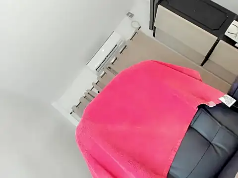 Snapshot of Selene14 chatting on October 7, 11:06 pm Selene14 online show from October 7, 11:06 pm