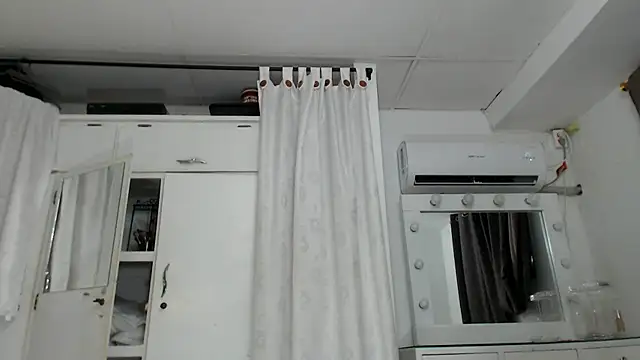marcella6 online show from February 14, 7:49 am