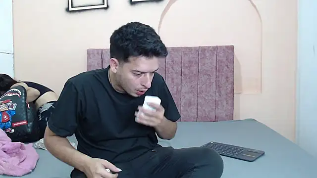 FerneyManti online show from February 5, 1:18 pm