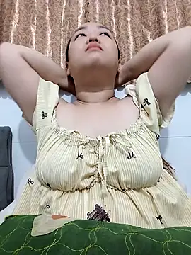 VyOanh2K online show from March 9, 3:26 pm