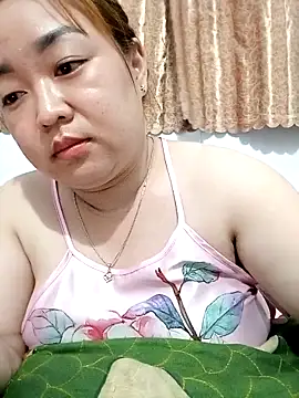 VyOanh2K online show from November 21, 3:44 pm