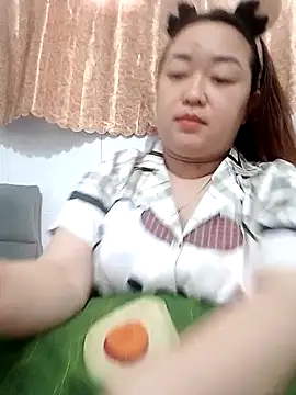 Snapshot of VyOanh2K chatting on October 4, 6:37 am VyOanh2K online show from October 4, 6:37 am
