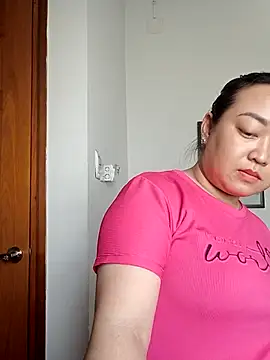 Snapshot of VyOanh2K chatting on March 22, 7:36 am VyOanh2K online show from March 22, 7:36 am