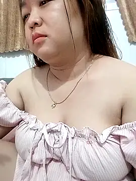 VyOanh2K online show from November 29, 3:56 pm