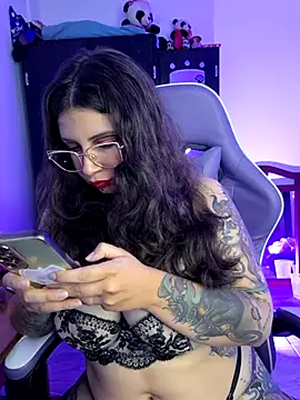 Aria Bennett21 online show from April 18, 3:53 am