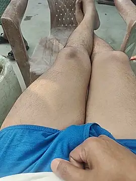 Snapshot of biharihotlund chatting on February 8, 3:48 am biharihotlund online show from February 8, 3:48 am