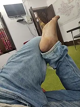 Snapshot of biharihotlund chatting on November 20, 8:48 am biharihotlund online show from November 20, 8:48 am