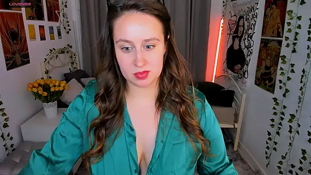 Snapshot of Lattea chatting on October 4, 9:16 pm Lattea online show from October 4, 9:16 pm