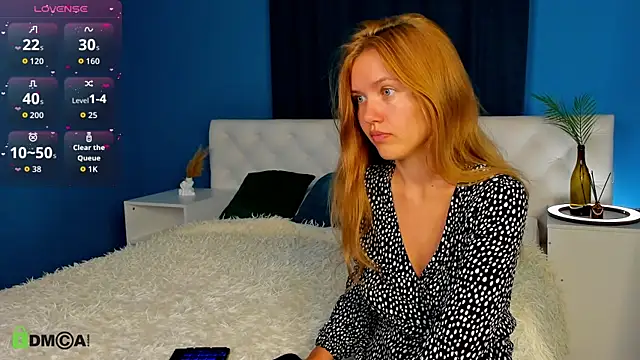 Snapshot of Eva__Lewis chatting on September 28, 12:06 am Eva Lewis online show from September 28, 12:06 am
