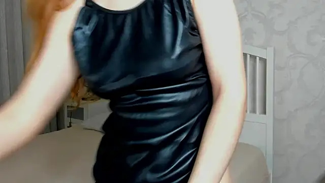 Eva  Lewis online show from April 30, 4:41 am