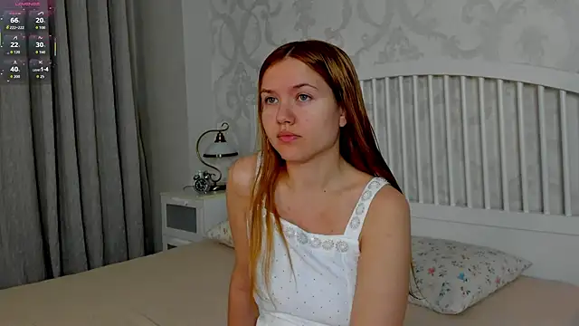 Snapshot of Eva__Lewis chatting on July 12, 5:19 am Eva Lewis online show from July 12, 5:19 am