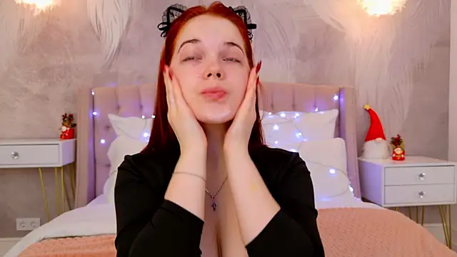 DeniseReese online show from December 20, 2:36 am