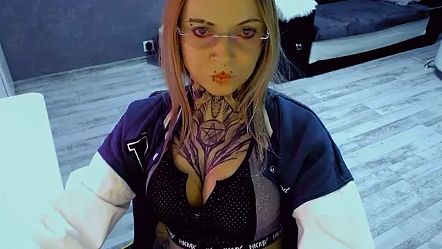 InesGold online show from March 11, 7:30 pm