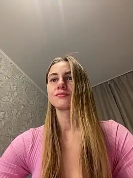GraceTorrez online show from September 26, 6:15 pm