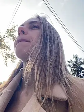 Snapshot of GraceTorrez chatting on November 9, 10:52 am GraceTorrez online show from November 9, 10:52 am