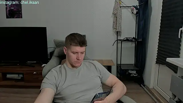 Snapshot of Bruno_Banani chatting on February 10, 1:33 pm Bruno Banani online show from February 10, 1:33 pm